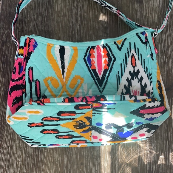 Vera Bradley crossover - Picture 3 of 3